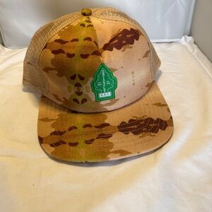 GRIZZLY GRIPTAPE Camouflage Trucker Mesh Hat